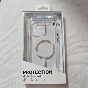 磁吸保护壳-iPhone 12 Pro Max